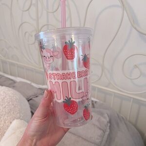 Hottopic strawberry milk cow tumbler new